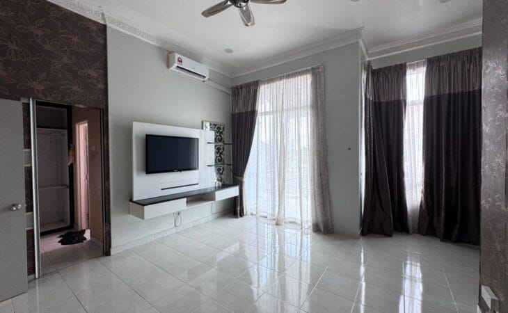 Rumah Semi-D 2 Tingkat Taman Bukit Istana Kuantan Renovated & Furnished - Saharizan Saadon REN 30637